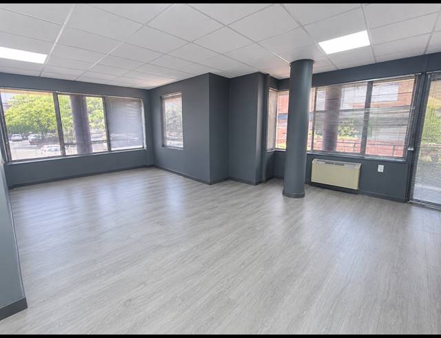 270M² OFFICE TO LET IN WOODMEAD
